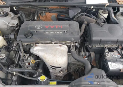 2004 Toyota Camry Le z USA, uszkodzony, nr VIN 4T1BE32K84U817401